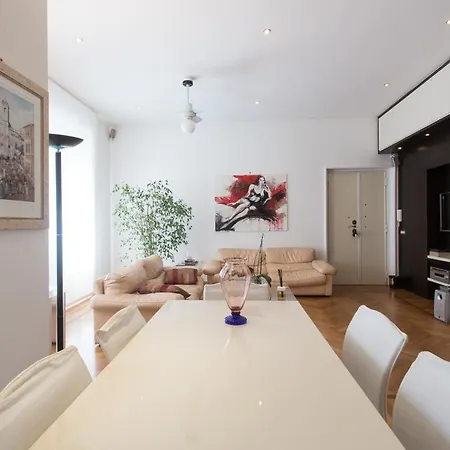 Giuliana Apartment Rom